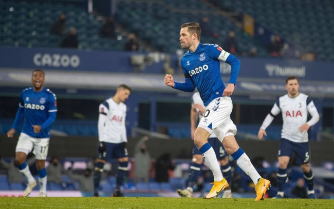 几场比赛中 几场比赛中